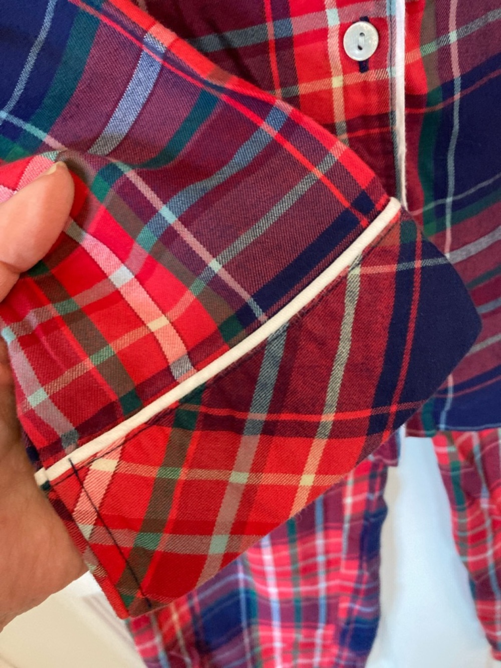 Victoria's Secret Red Navy Plaid Lightweight Cotton Pajama Set - Picture 4 of 11